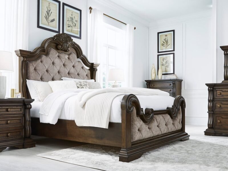 B947 - 5pc Bedroom Set - Queen, King